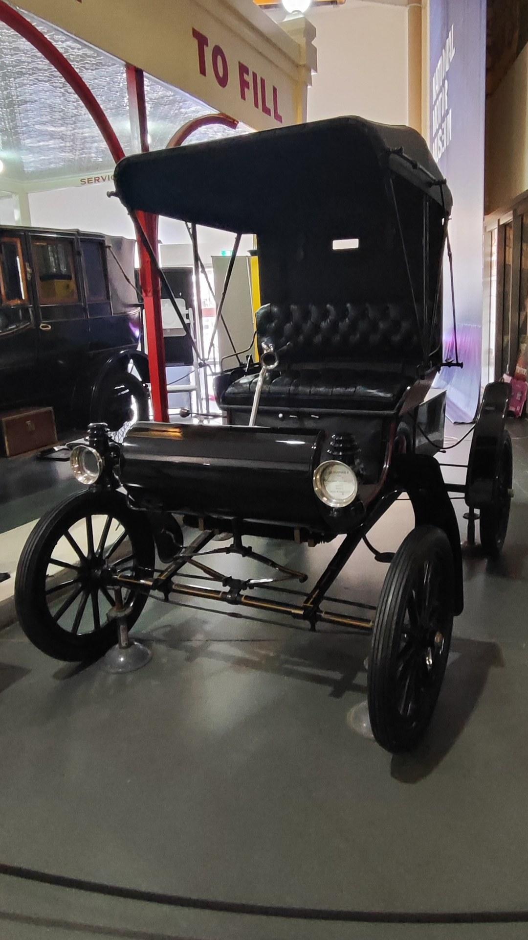 Oldsmobile Curved Dash