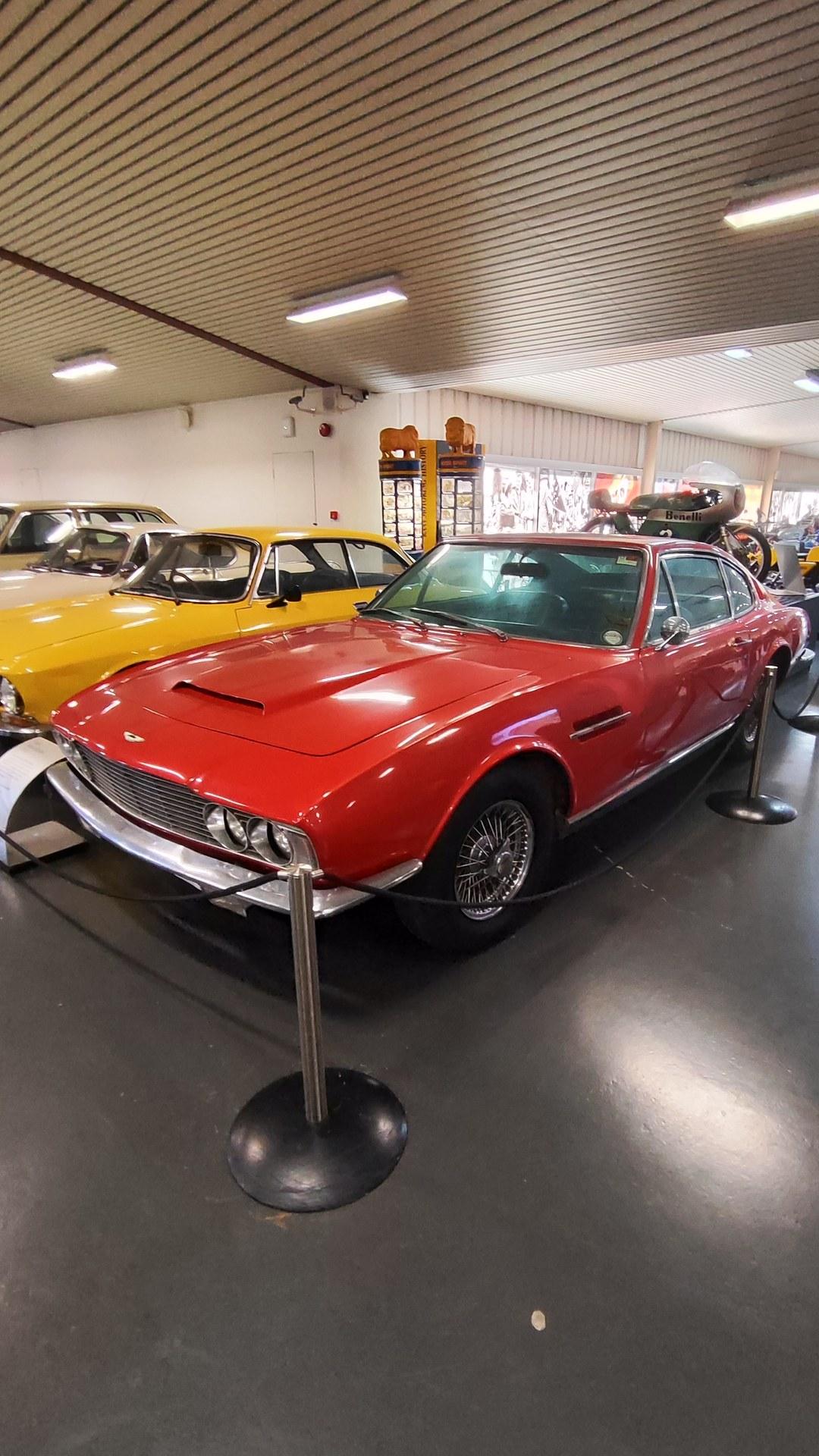 Aston Martin DBS Series 1