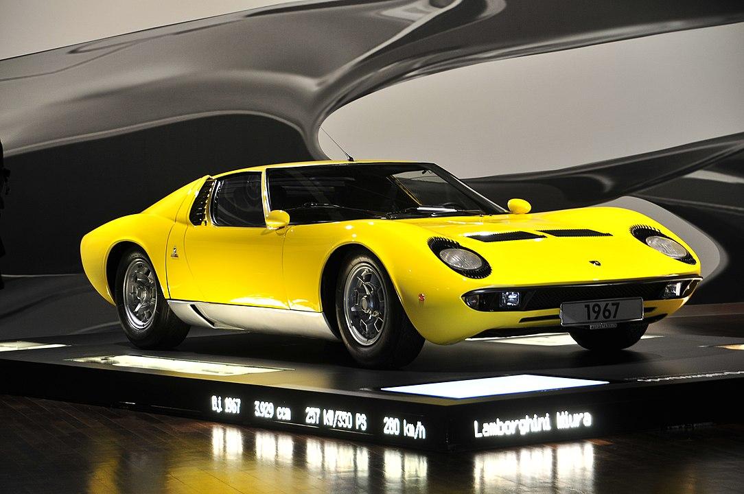 Lamborghini Miura P400