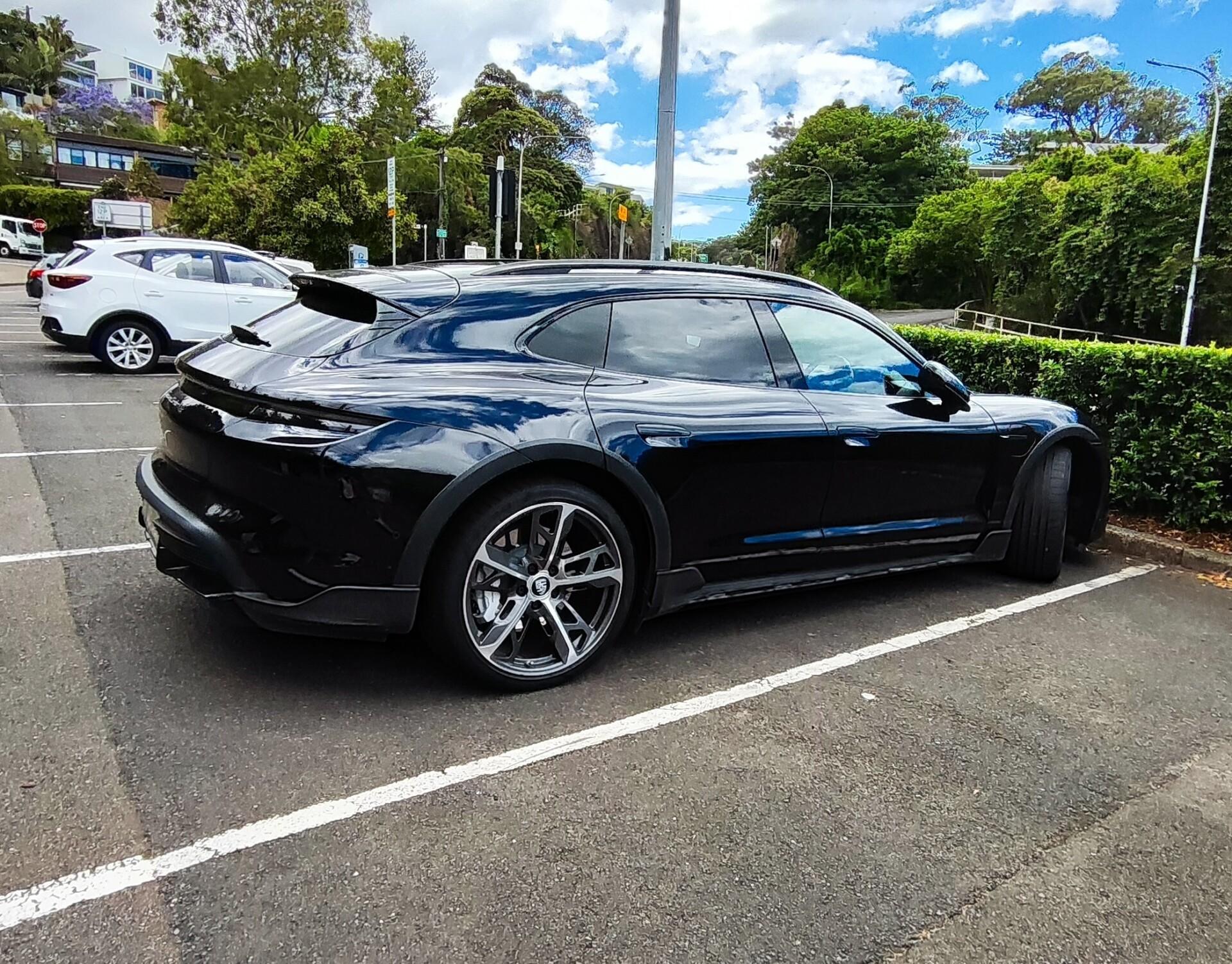 Porsche Taycan Y1B