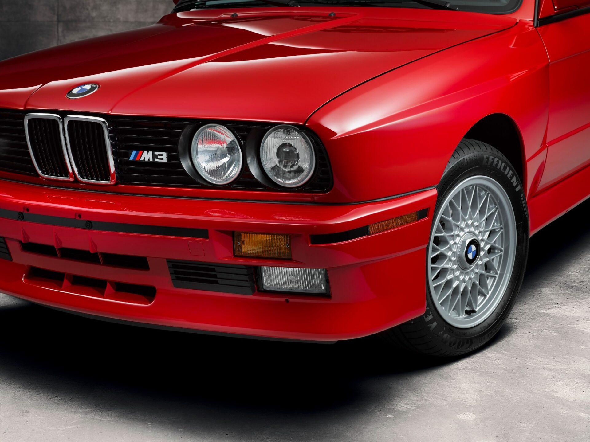 E30
